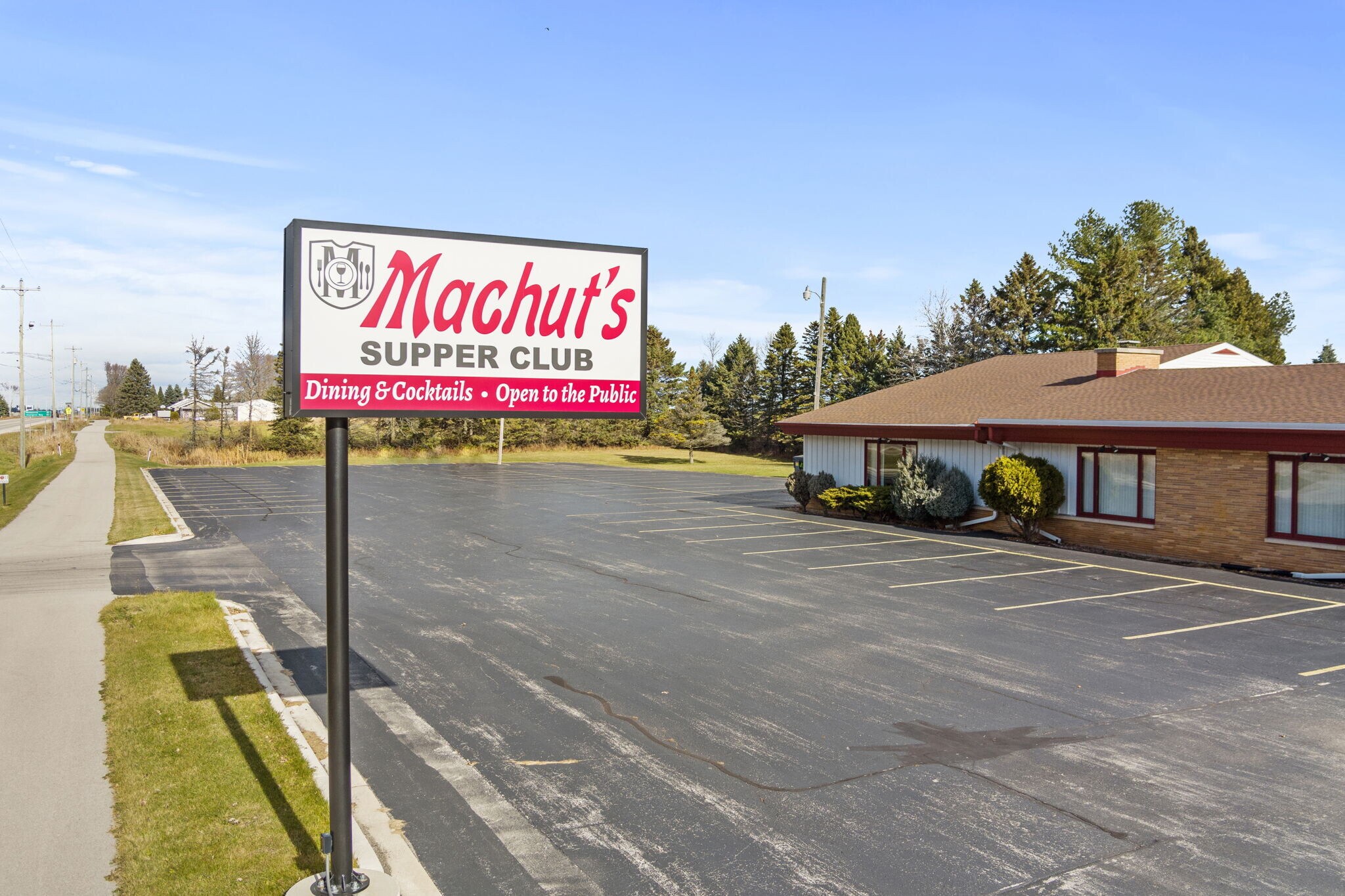 3911 Lincoln Ave, Two Rivers, WI for sale Building Photo- Image 1 of 1
