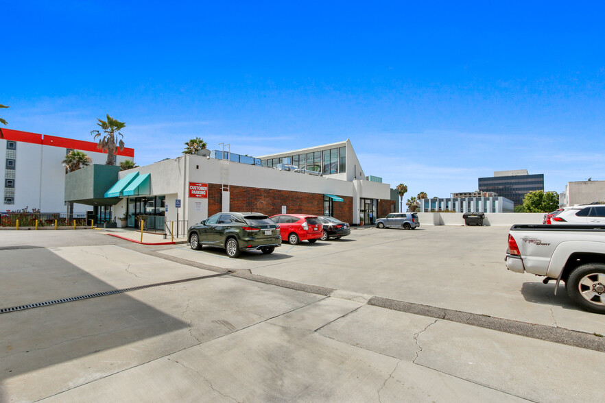 Wilshire Blvd, Santa Monica, CA for lease - Building Photo - Image 1 of 6