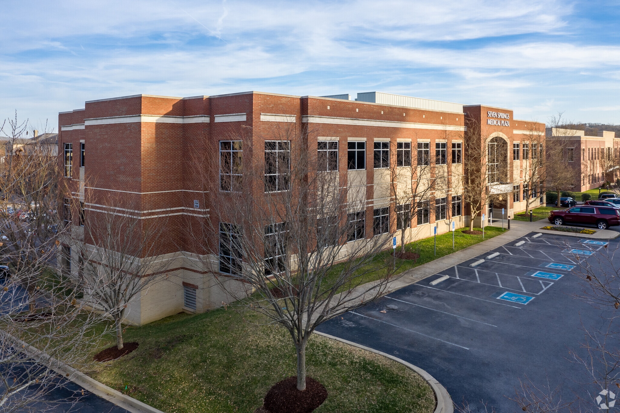 317 Seven Springs Way, Brentwood, TN for lease Building Photo- Image 1 of 8