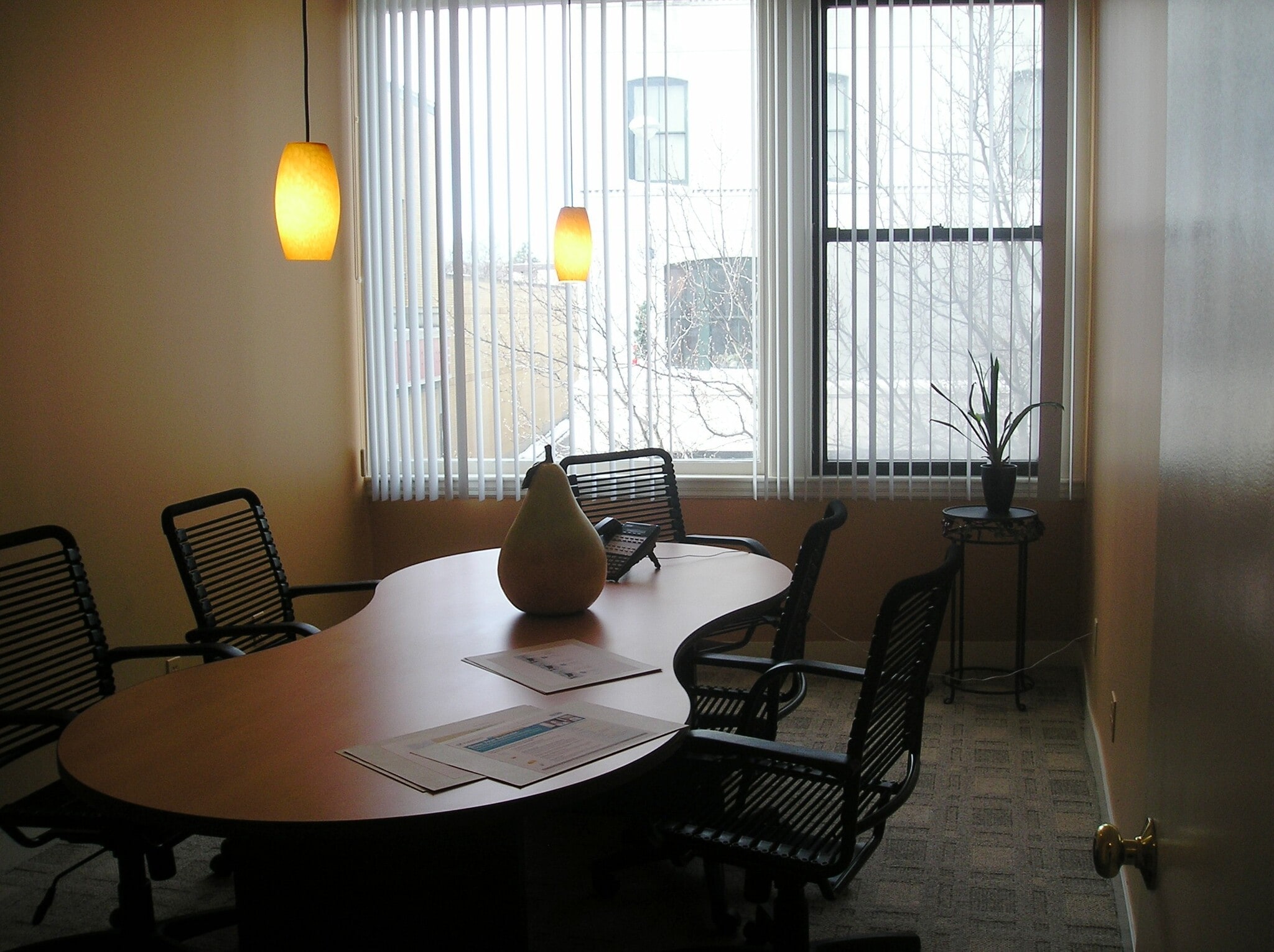 282 Moody St, Waltham, MA for lease Interior Photo- Image 1 of 14