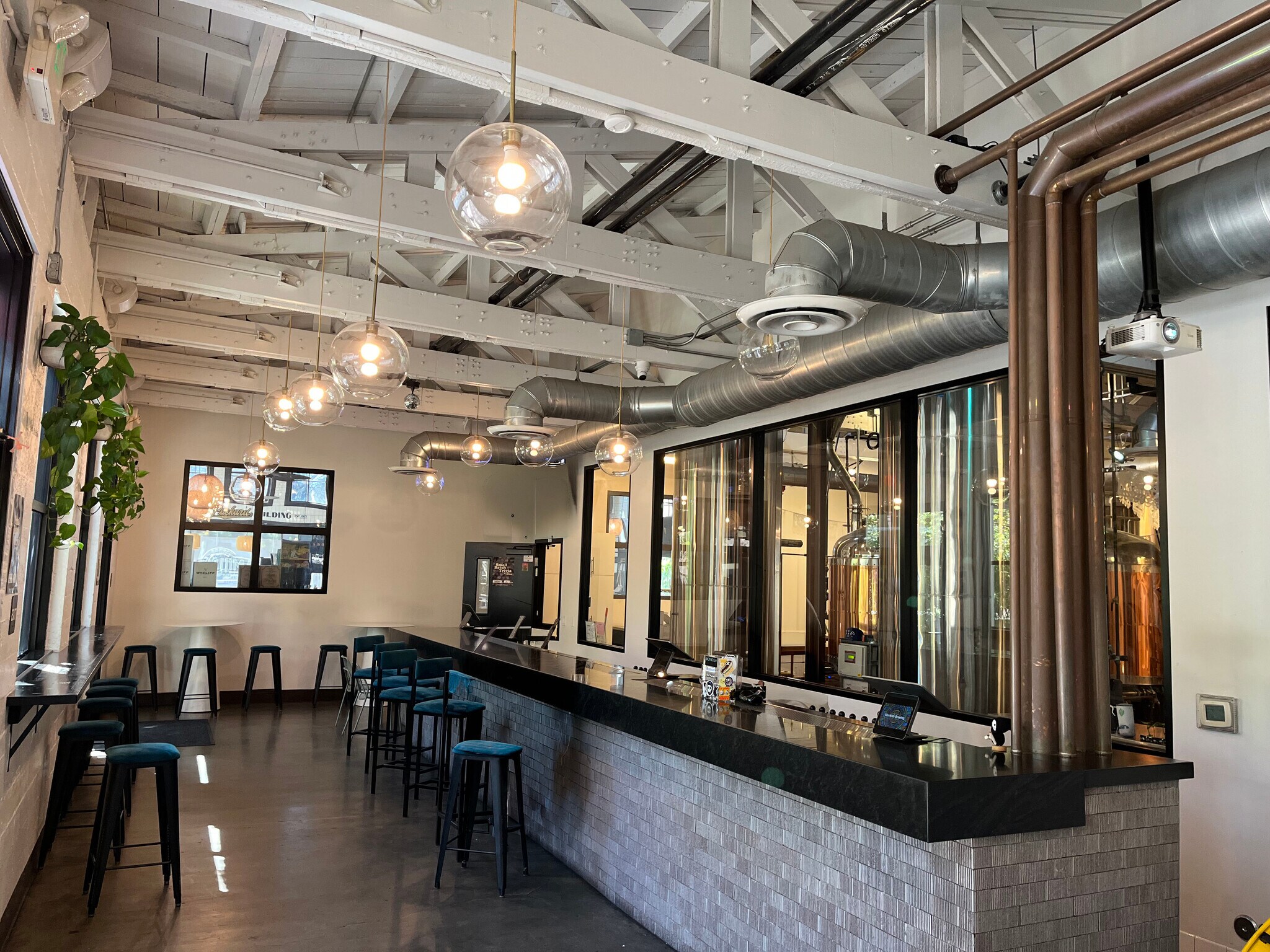 440-454 S Anaheim Blvd, Anaheim, CA for lease Interior Photo- Image 1 of 8