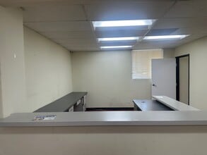 10913 Venice Blvd, Los Angeles, CA for lease Interior Photo- Image 2 of 9