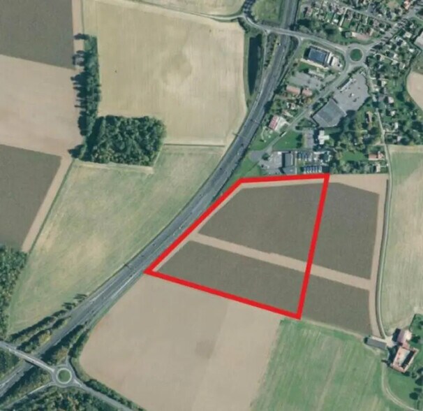 Land in Fontenay-Trésigny for sale - Site Plan - Image 2 of 3