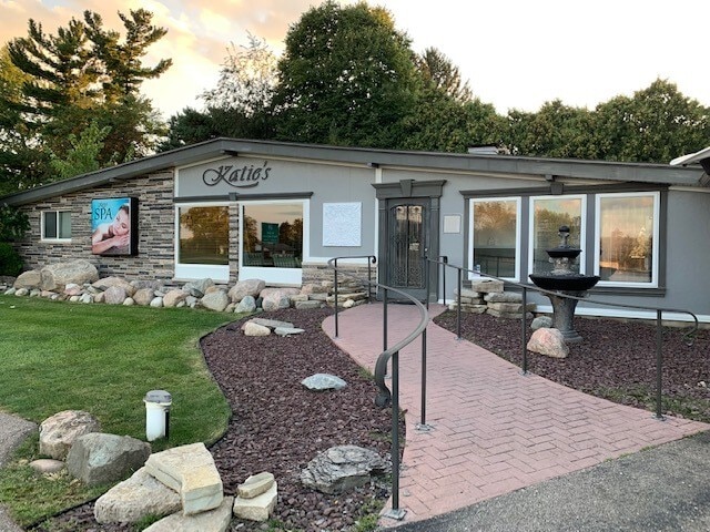 1178 S Lapeer Rd, Lapeer, MI for sale - Building Photo - Image 1 of 1