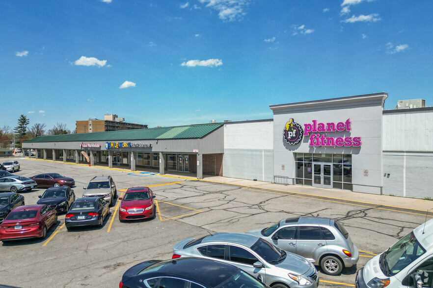 7500-7530 S Anthony Blvd, Fort Wayne, IN for lease - Building Photo - Image 2 of 5