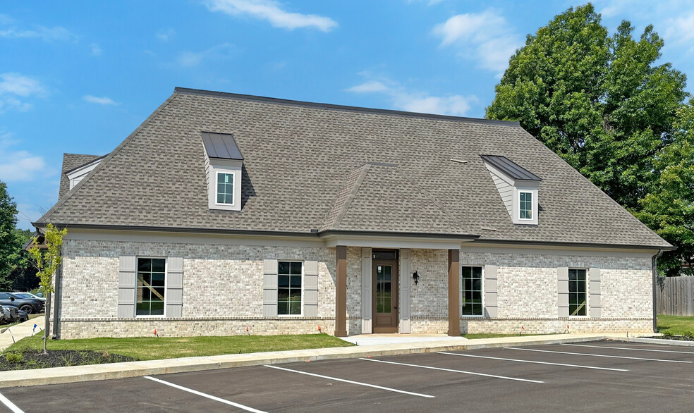 6634 Summer Knoll Cv, Bartlett, TN for lease - Building Photo - Image 1 of 4