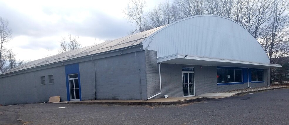 950 US Highway 46, Kenvil, NJ for lease - Building Photo - Image 2 of 3