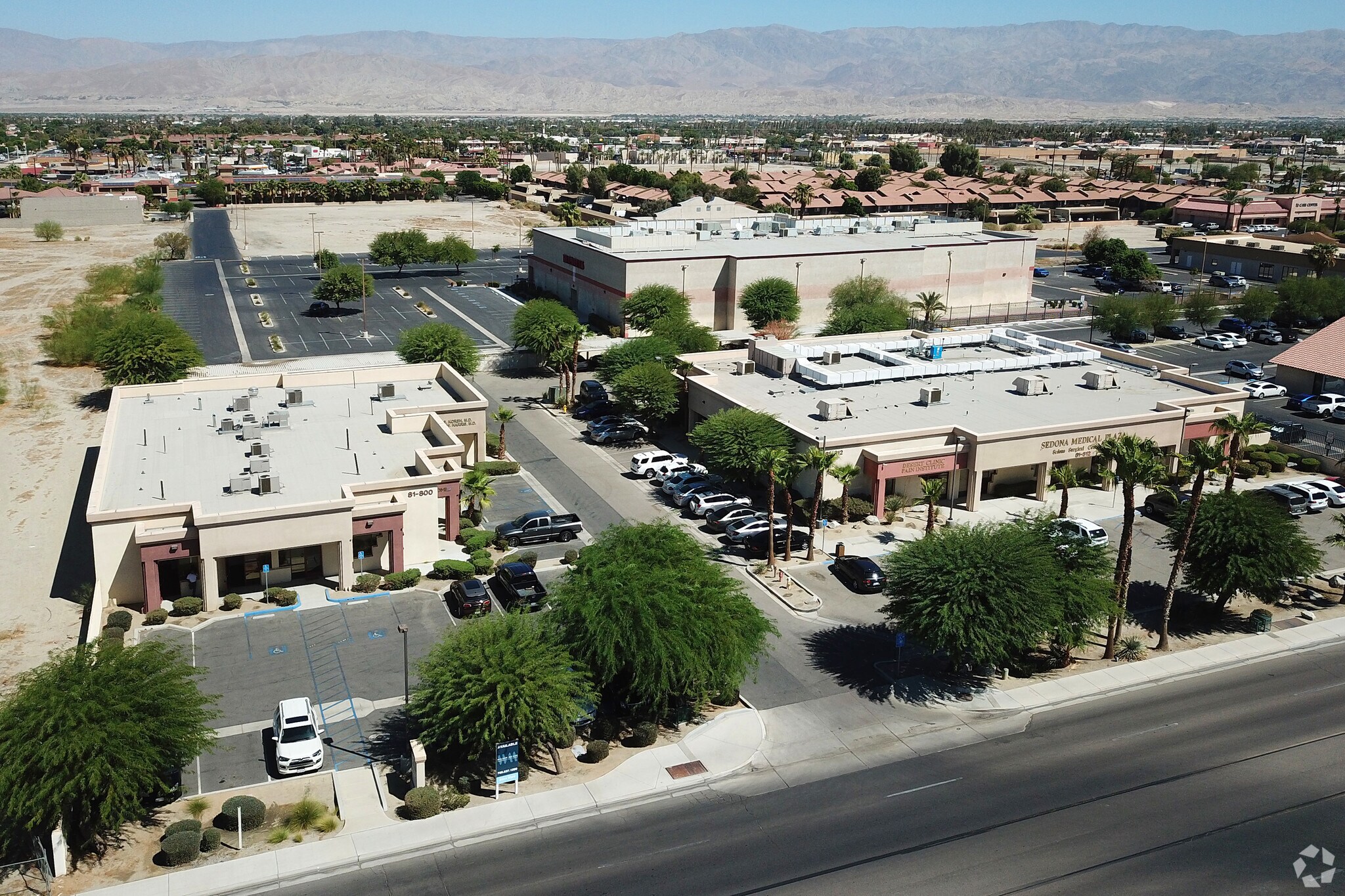 Medical Space Or Urgent Care Across John F Kennedy, Indio