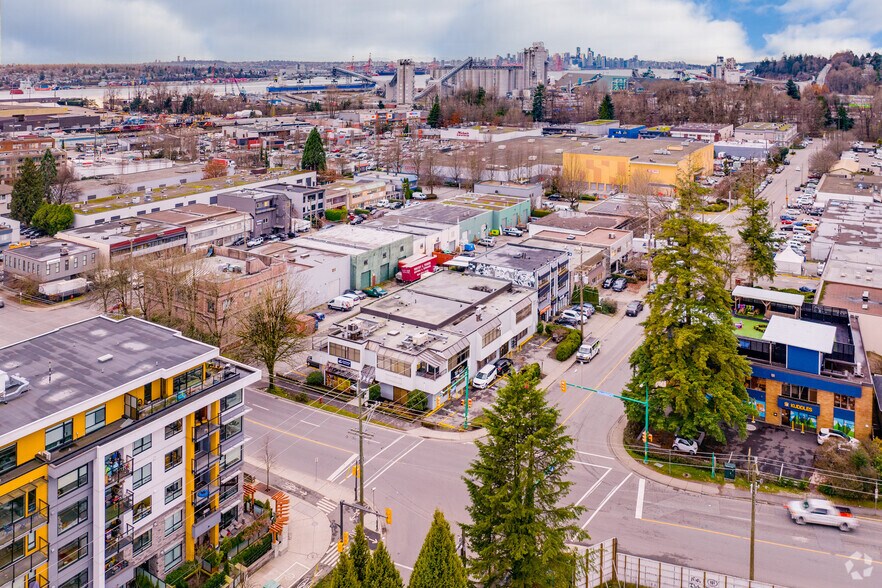 399 Mountain Hwy, North Vancouver District, BC for lease - Aerial - Image 3 of 3