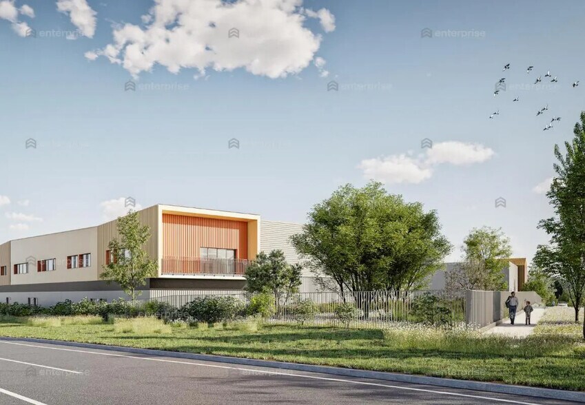 Flex in Amiens for sale - Building Photo - Image 2 of 10