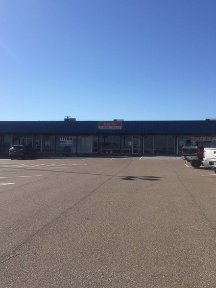 135 N Hewitt Dr, Hewitt, TX for lease - Other - Image 2 of 4