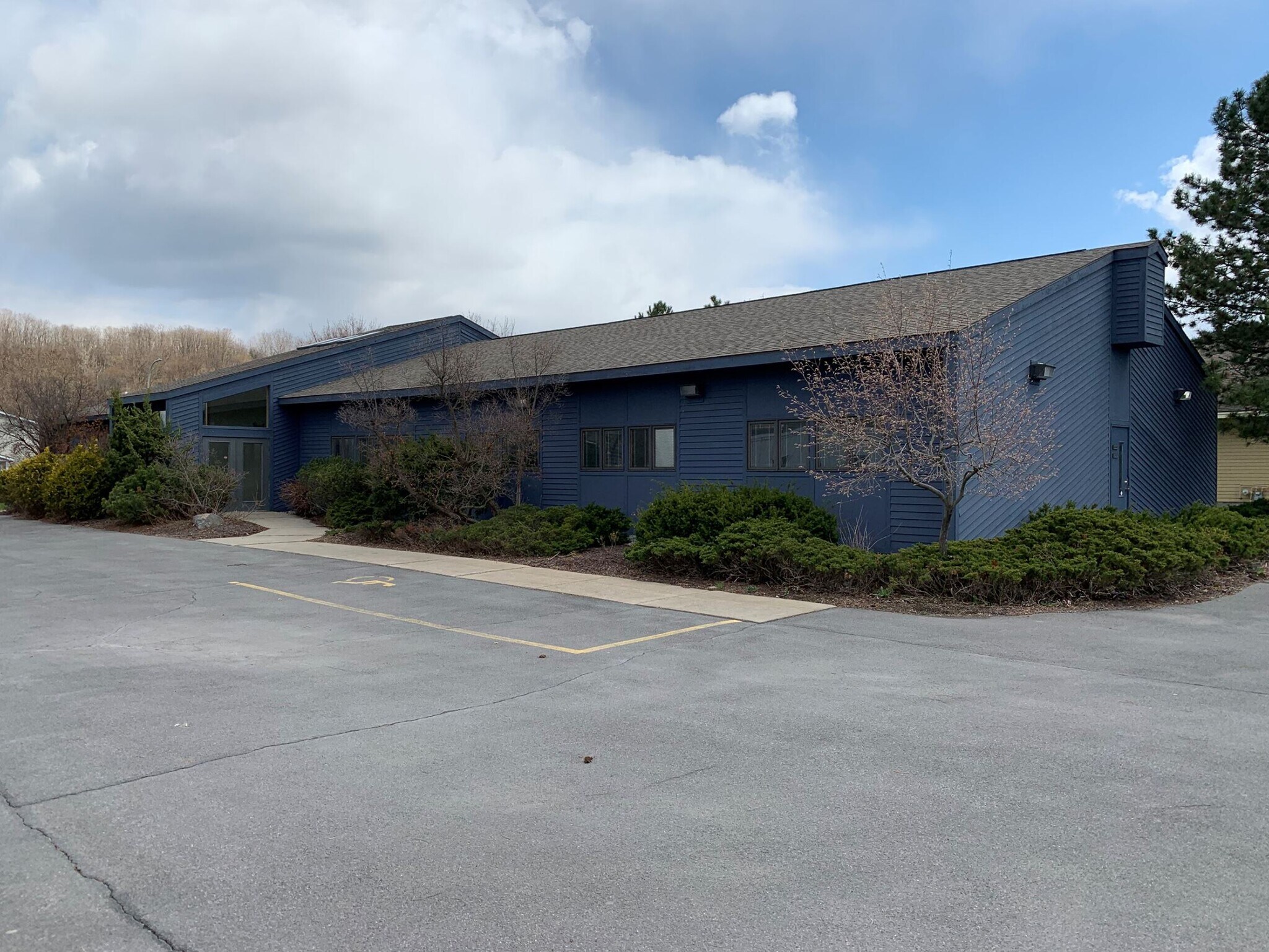 170 Intrepid Ln, Syracuse, NY for sale Building Photo- Image 1 of 1