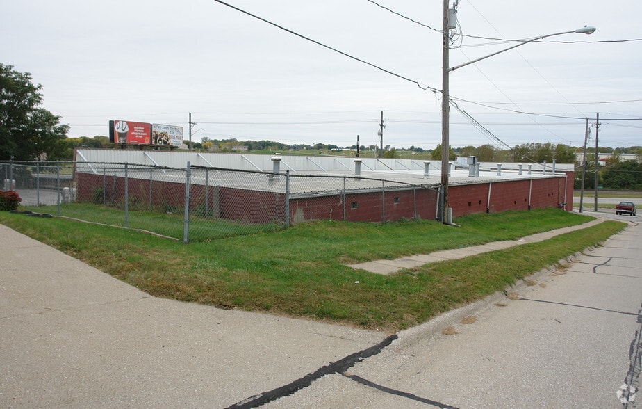 1419 Fort Crook Rd N, Bellevue, NE for sale - Building Photo - Image 2 of 2