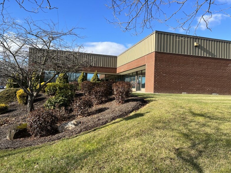 4 Fairfield Blvd, Wallingford, CT 06492 - Flex for Lease | LoopNet