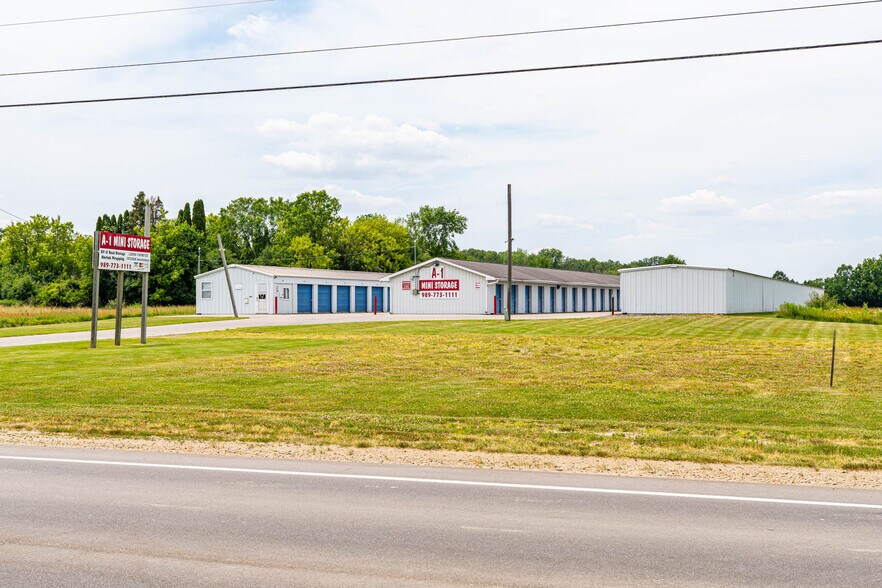1067 N Mission Rd, Mount Pleasant, MI for sale - Primary Photo - Image 1 of 1