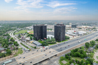 7324 Southwest Fwy, Houston, TX - aerial  map view