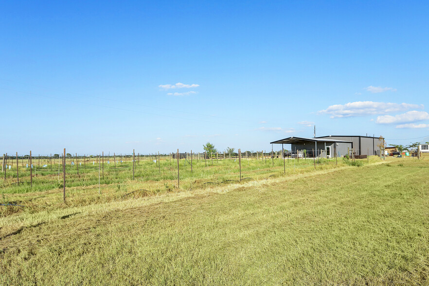 1657 Meier Rd S, Sealy, TX 77474 - 1657 Meier Rd S - Cast Iron Winery ...