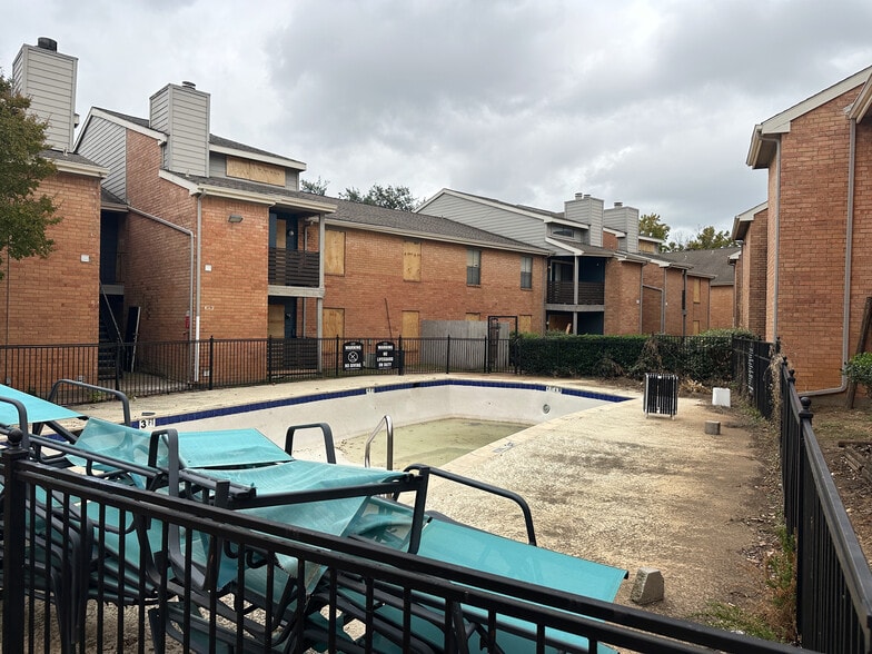 1601 Eastchase Pky, Fort Worth, TX for sale - Building Photo - Image 3 of 6