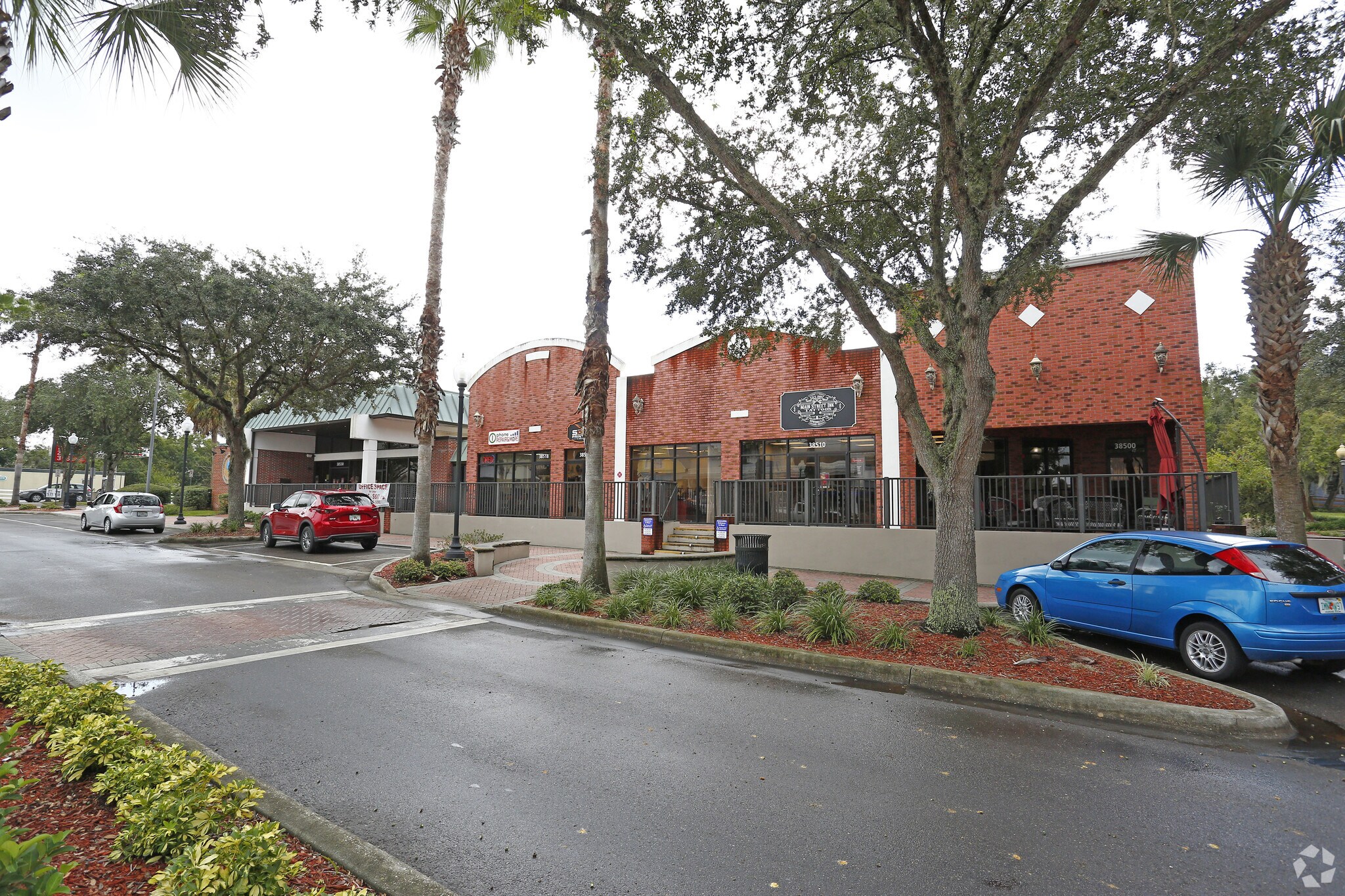 38530 5th Ave, Zephyrhills, FL for sale Primary Photo- Image 1 of 1