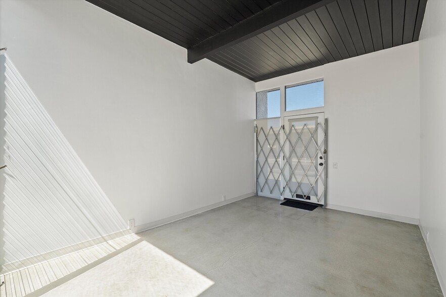 805 S Gaffey St, San Pedro, CA for lease - Interior Photo - Image 3 of 19