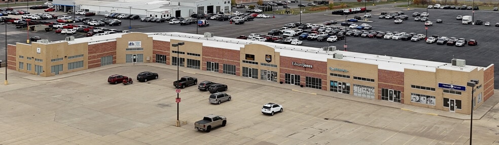 100 Stadium Dr, Defiance, OH for lease - Building Photo - Image 2 of 24