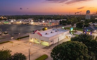 More details for 2001 Garth Rd, Baytown, TX - Retail for Sale