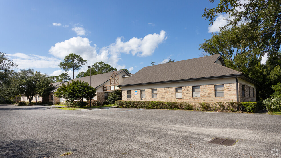 5218 Jammes Rd, Jacksonville, FL for lease - Building Photo - Image 1 of 21