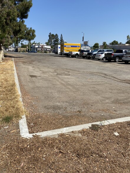 3208 E Chapman Ave, Orange, CA for sale - Primary Photo - Image 1 of 1