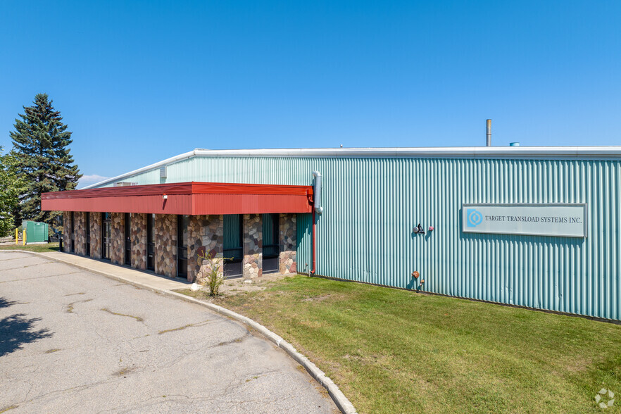 2980-3016 58th Ave SE, Calgary, AB for lease - Primary Photo - Image 1 of 6