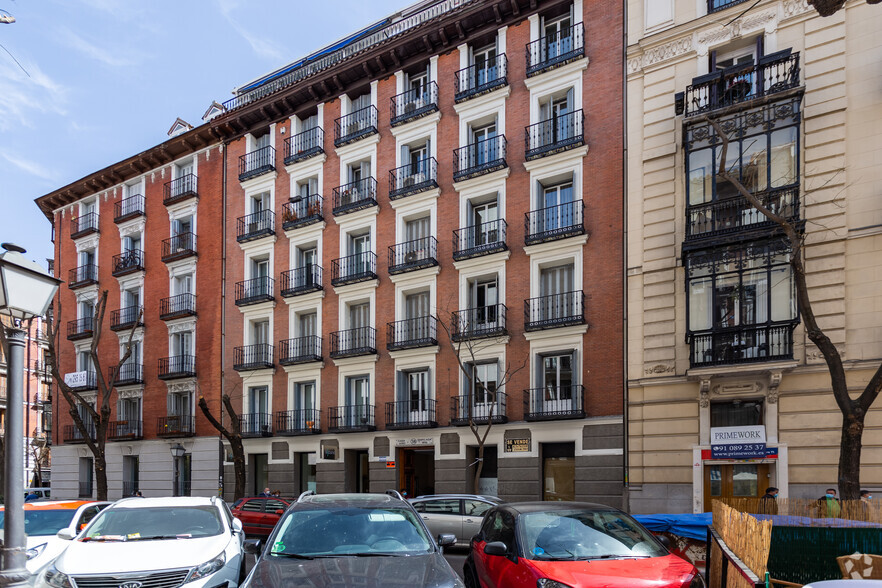 Retail in Madrid, MAD for lease - Primary Photo - Image 1 of 1