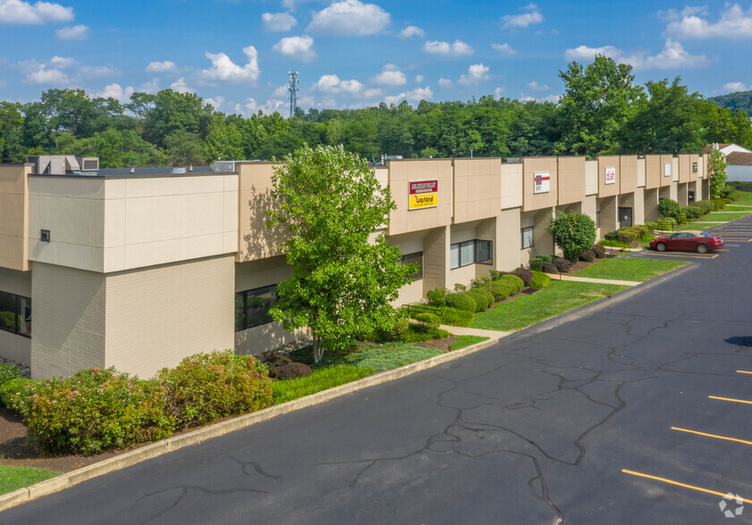 450 S Henderson Rd, King Of Prussia, PA for lease - Primary Photo - Image 1 of 8