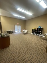 6631 Commerce Pky, Dublin, OH for lease Interior Photo- Image 2 of 7