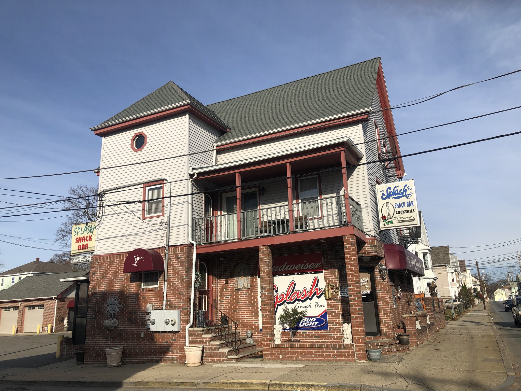 546 Lonsdale Ave, Central Falls, RI for sale Primary Photo- Image 1 of 1