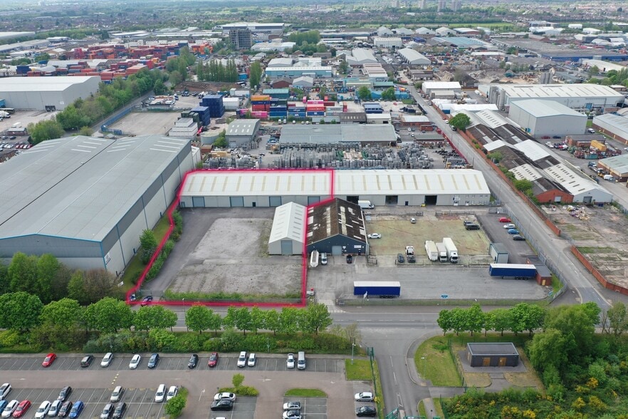Knowsley Point, Knowsley Industrial Estate, Liverpool for lease - Building Photo - Image 3 of 6