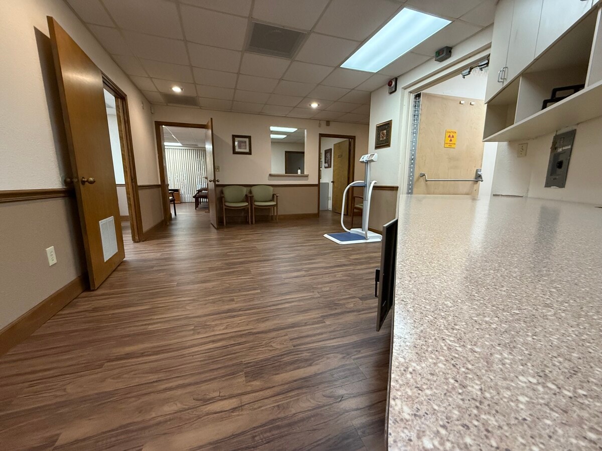 13904 Lakeshore Blvd, Hudson, FL 34667 - Unit 410 - - Interior Photo - Image 1 of 6