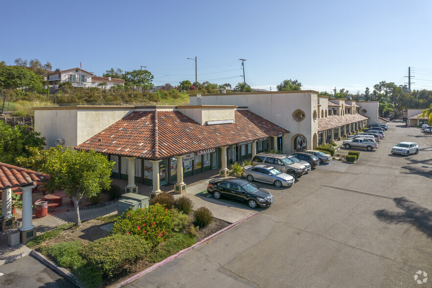 1625-1705 Sweetwater Rd, National City, CA for lease - Building Photo - Image 1 of 4