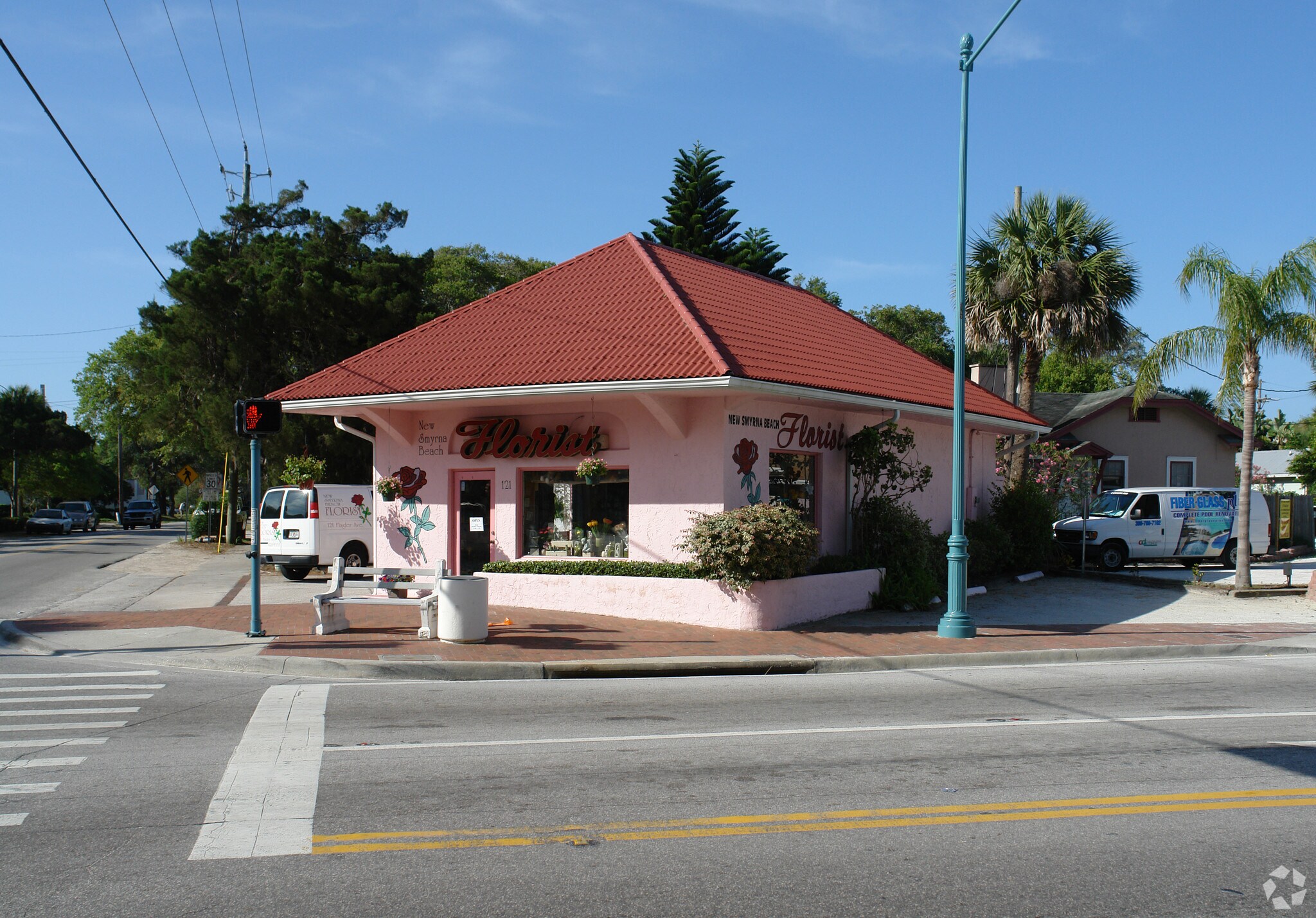 121 Flagler Ave, New Smyrna Beach, FL 32169