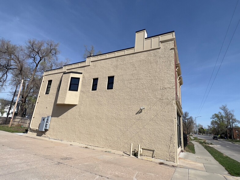 3116 N 24th St, Omaha, NE for lease - Building Photo - Image 2 of 7