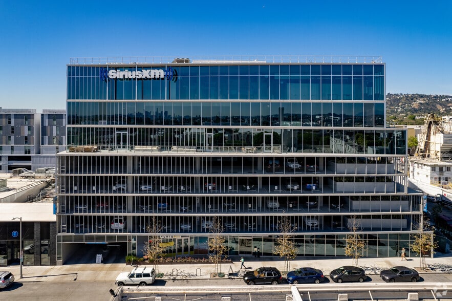 953 N Sycamore Ave, Los Angeles, CA for lease - Building Photo - Image 3 of 3