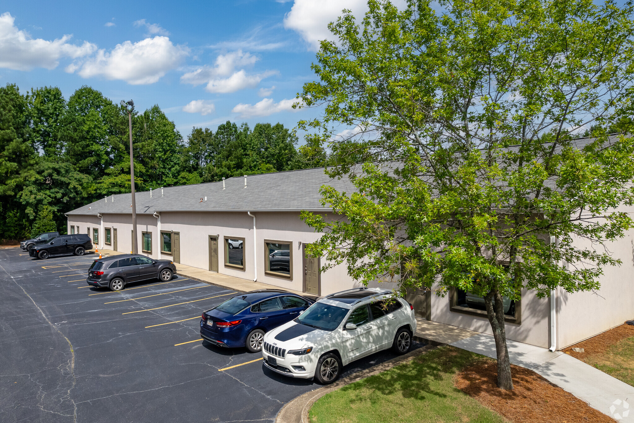 2070 Attic Pky NW, Kennesaw, GA for lease Building Photo- Image 1 of 21