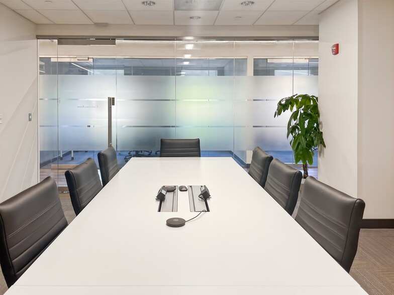 4701 Sangamore Rd, Bethesda, MD for lease - Interior Photo - Image 2 of 12