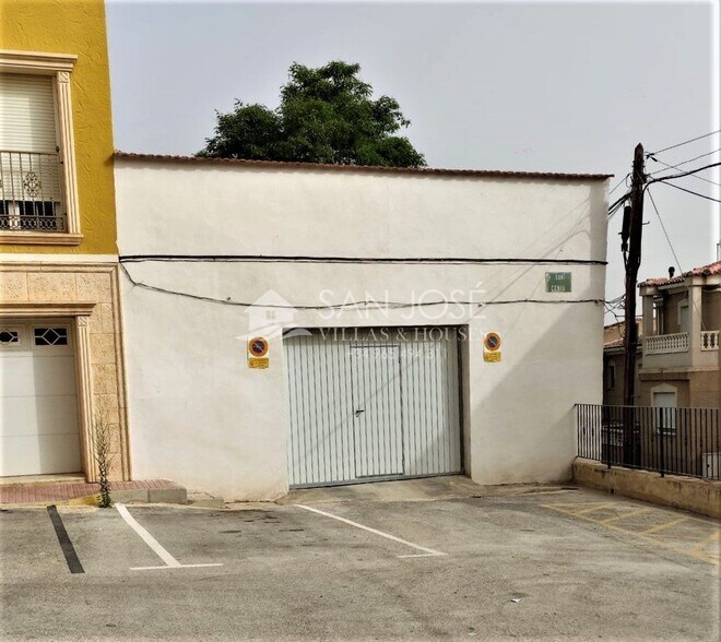 Retail in Alicante, Alicante for sale - Building Photo - Image 2 of 3