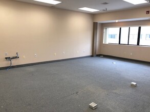 239 New Rd, Parsippany, NJ for lease Interior Photo- Image 2 of 2