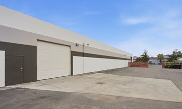 570 Parrott St, San Jose, CA for lease Building Photo- Image 2 of 16