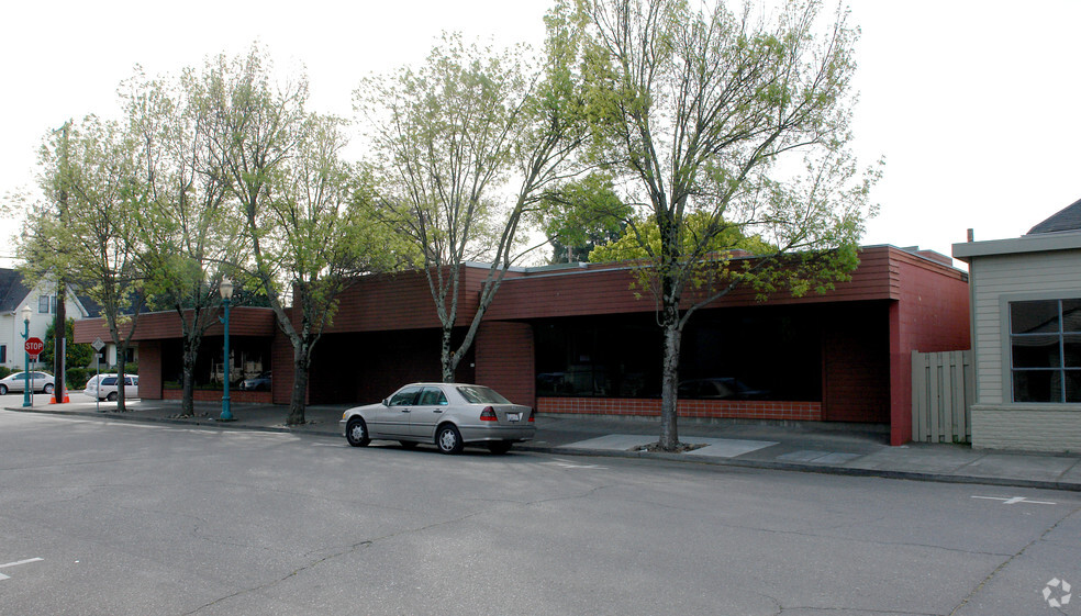 150 North St, Healdsburg, CA for lease - Building Photo - Image 1 of 3