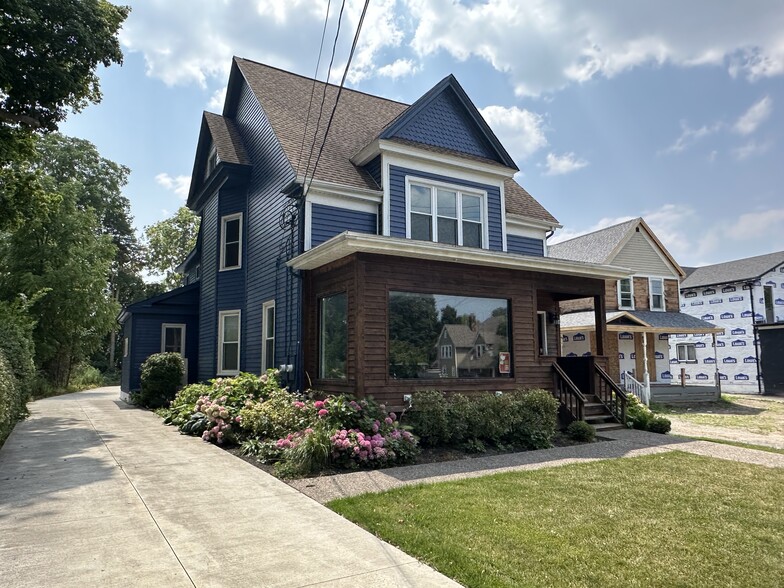 6429 W Quaker St, Orchard Park, NY for sale - Primary Photo - Image 1 of 22