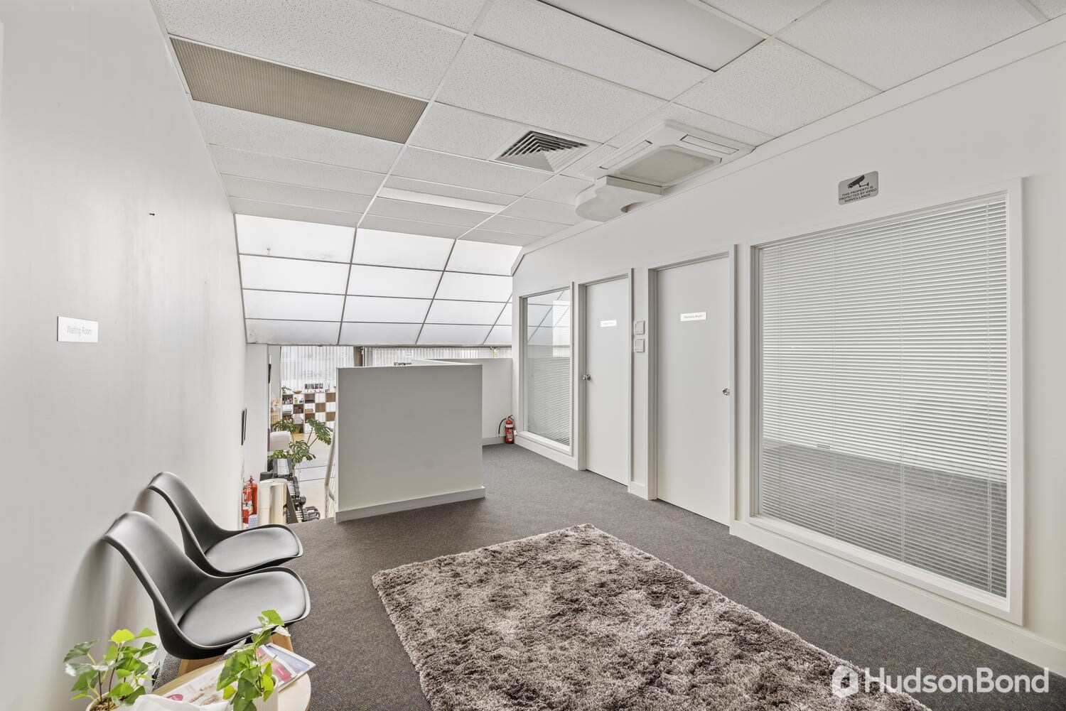 861 Doncaster Rd, Doncaster for lease Interior Photo- Image 1 of 4