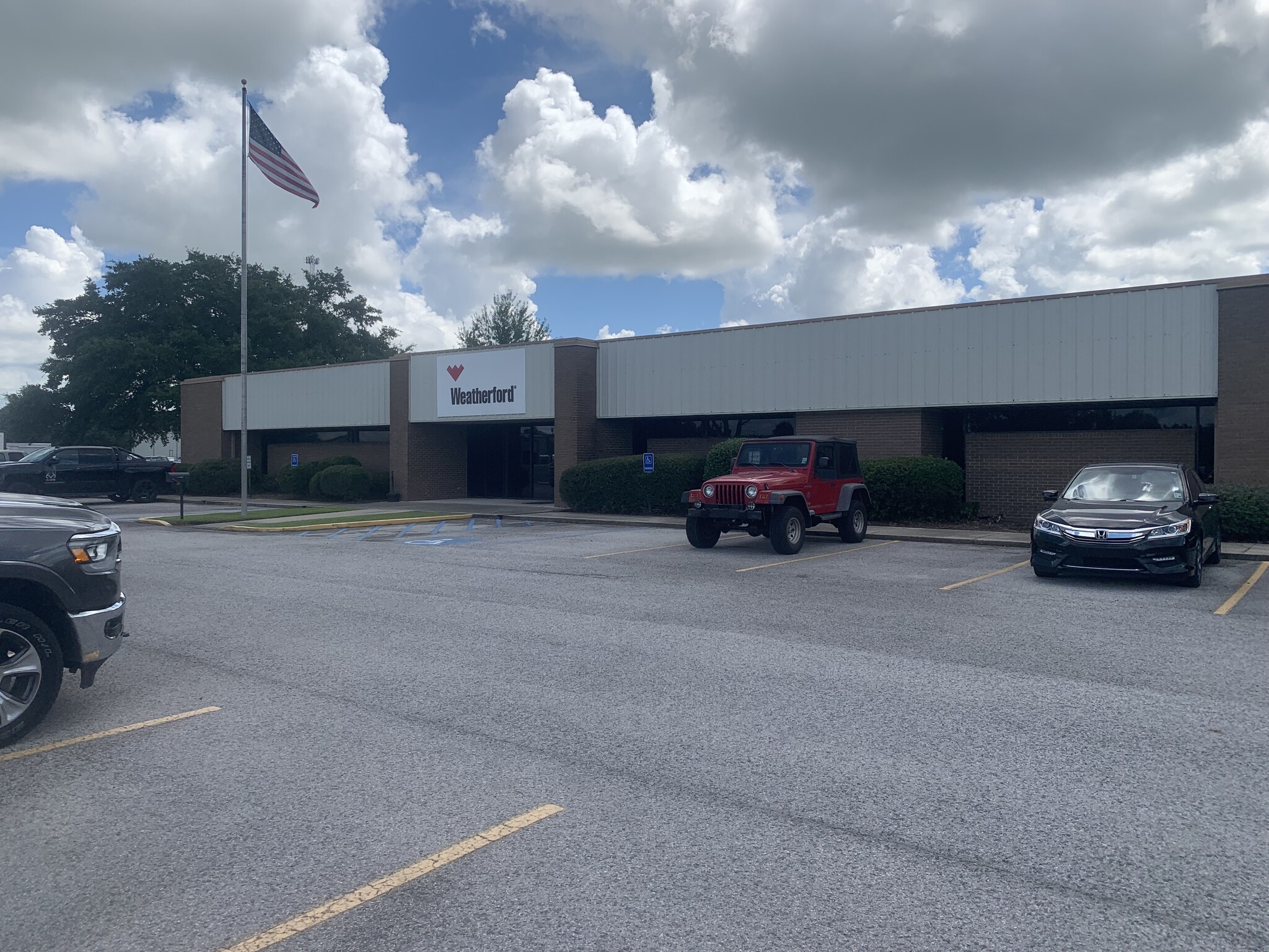 401 Apollo Rd, Scott, LA for lease Primary Photo- Image 1 of 13