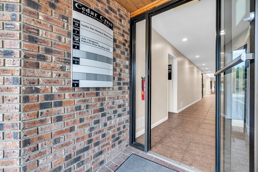 75 Lacey Rd, Whiting, NJ for lease - Interior Photo - Image 3 of 48