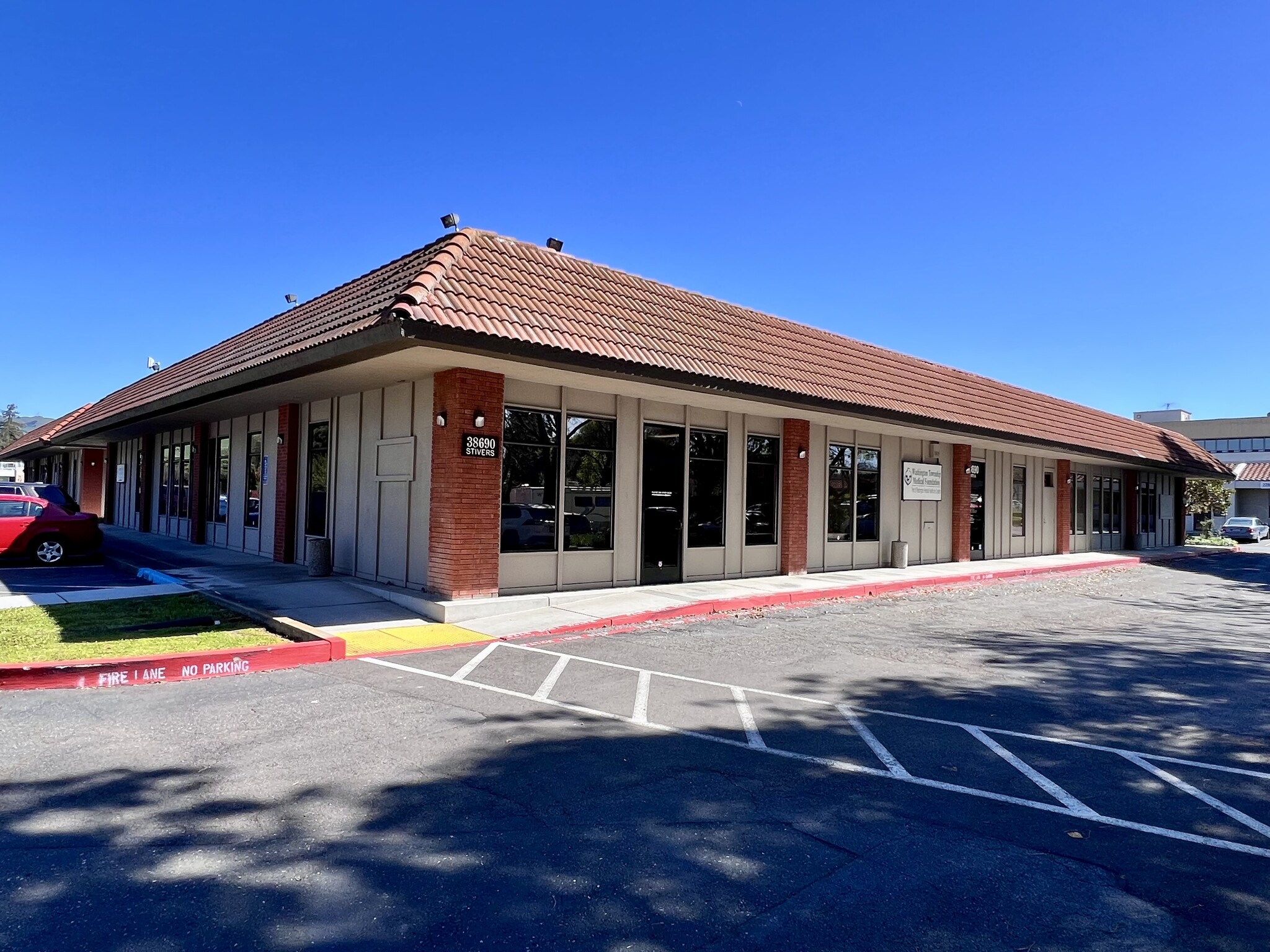 38690 Stivers St, Fremont, CA for lease Primary Photo- Image 1 of 5